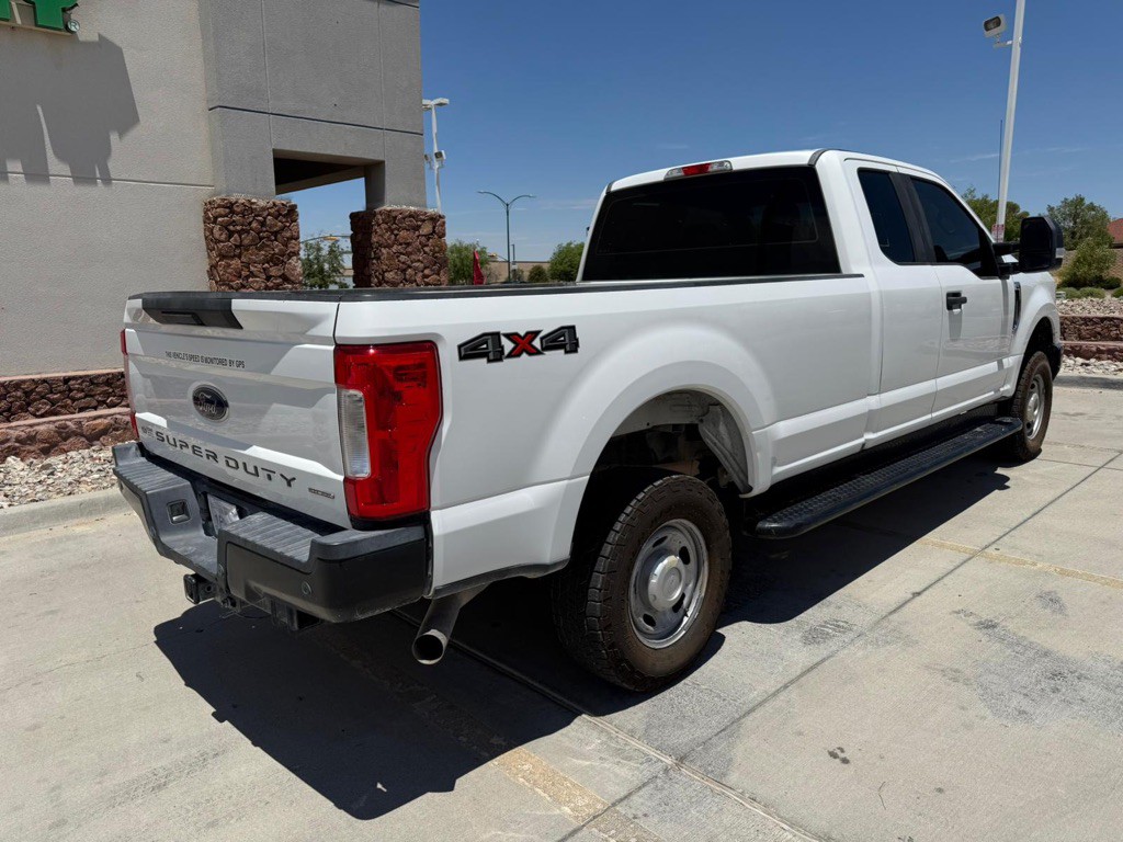 2017 Ford F-250 Image 6