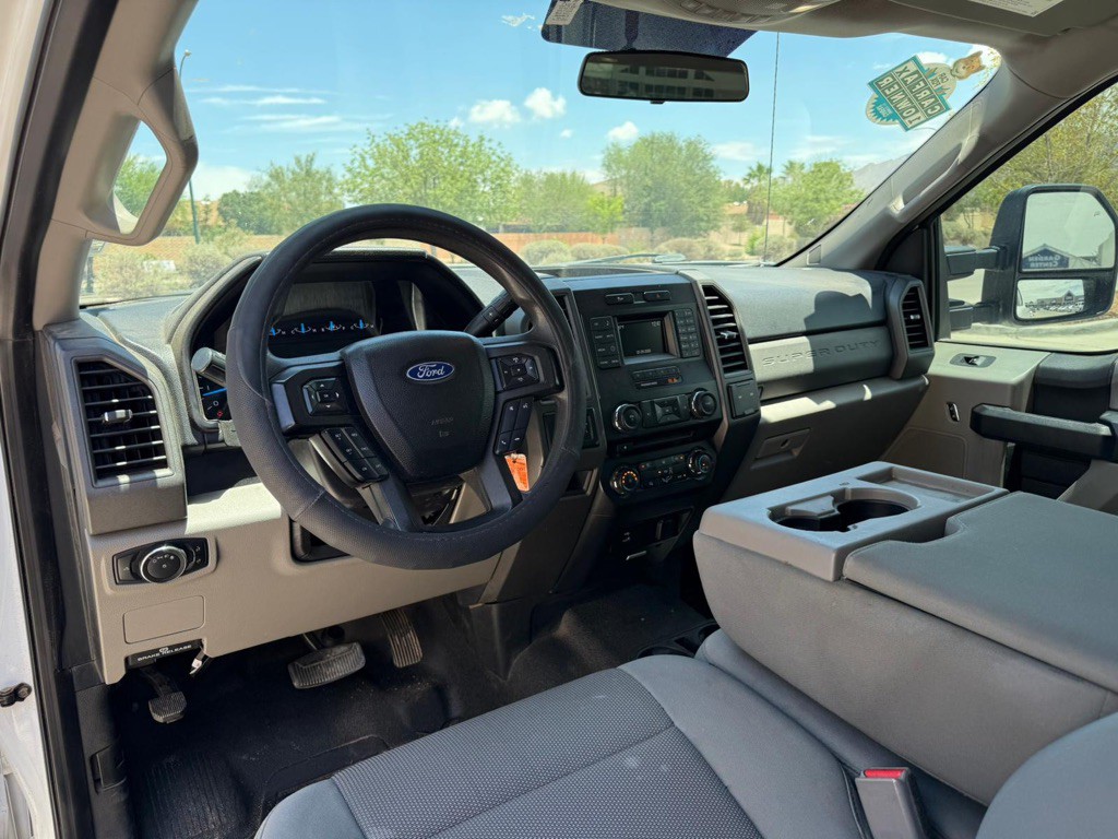 2017 Ford F-250 Image 9