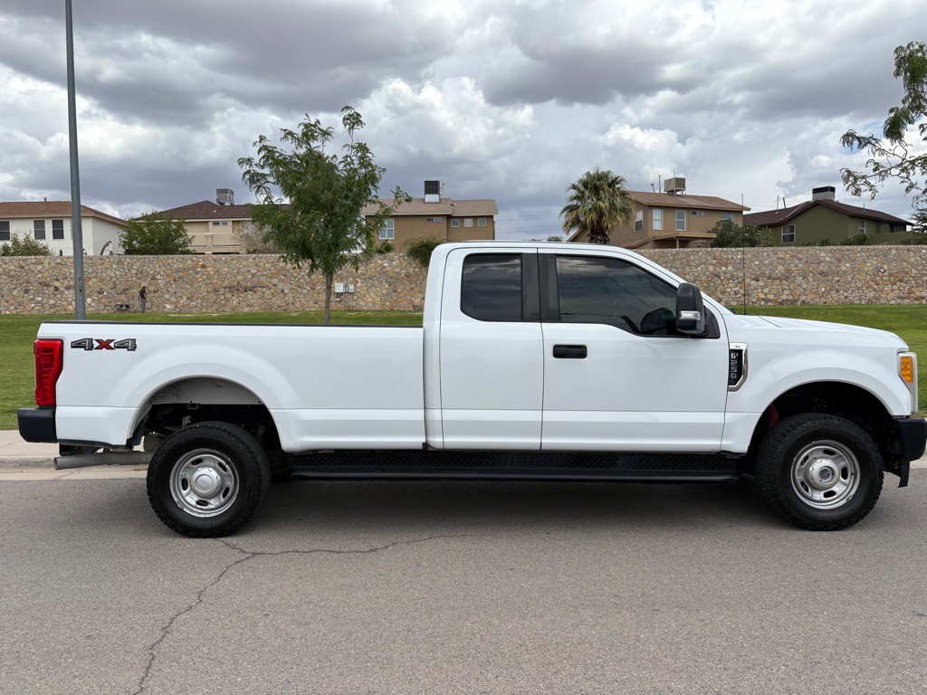 2017 Ford F-250 Image 7