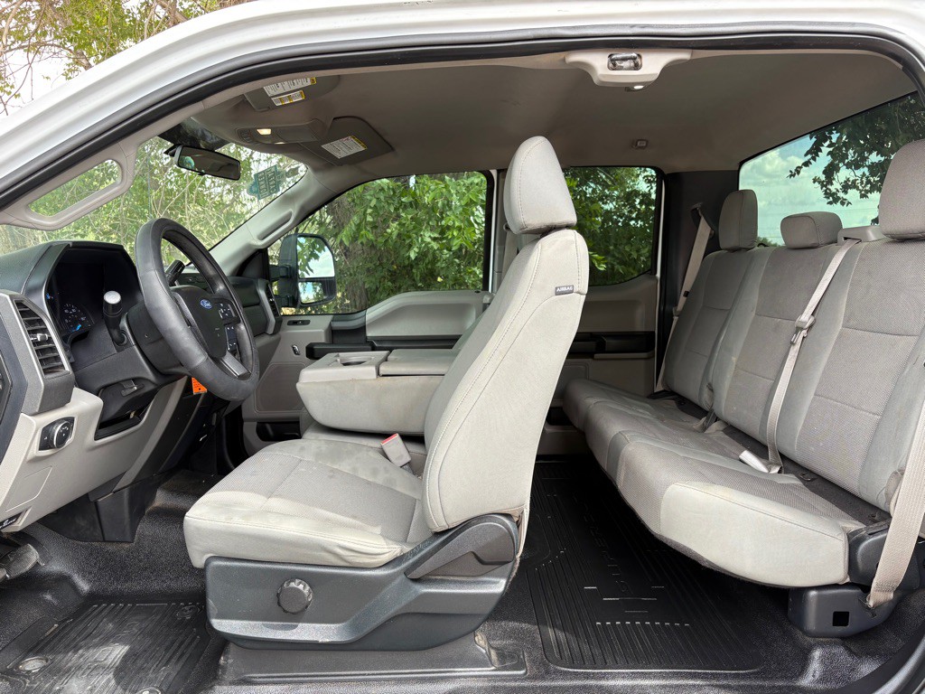 2017 Ford F-250 Image 13