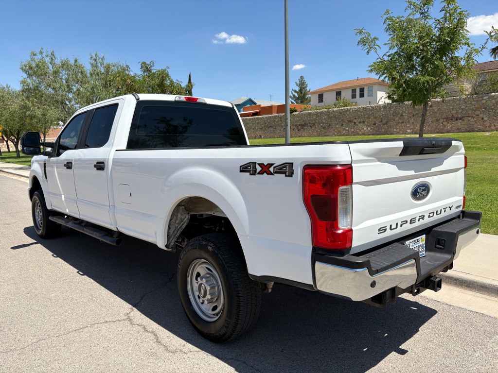 2017 Ford F-250 Image 3