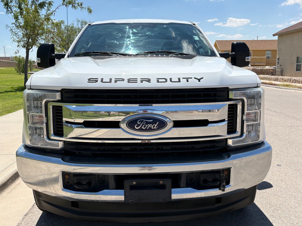 2017 Ford F-250 Image 4