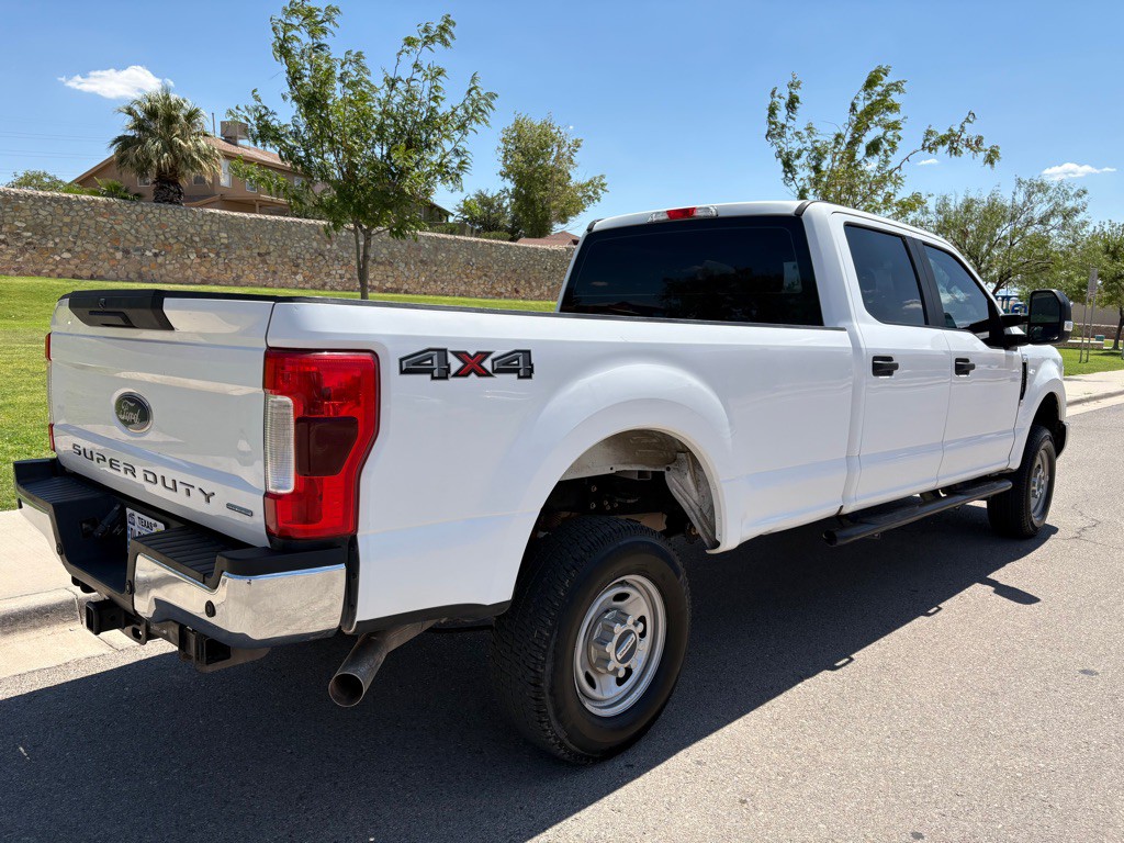 2017 Ford F-250 Image 8