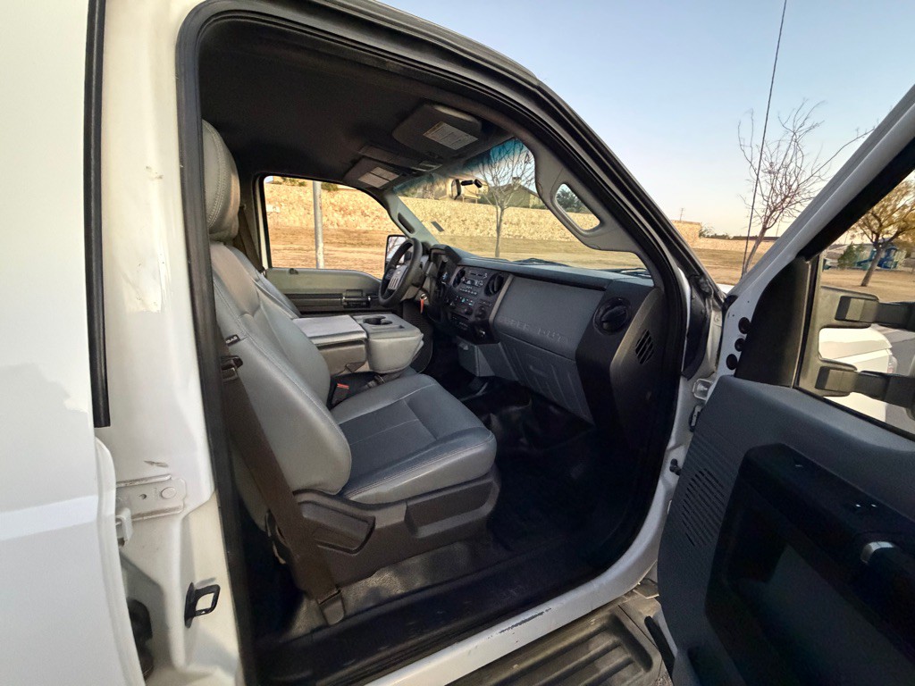 2015 Ford F-250 Image 13