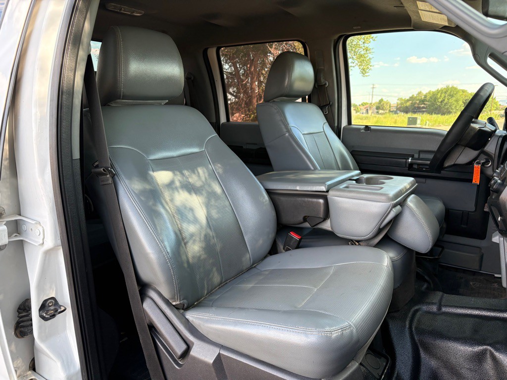 2015 Ford F-250 Image 12