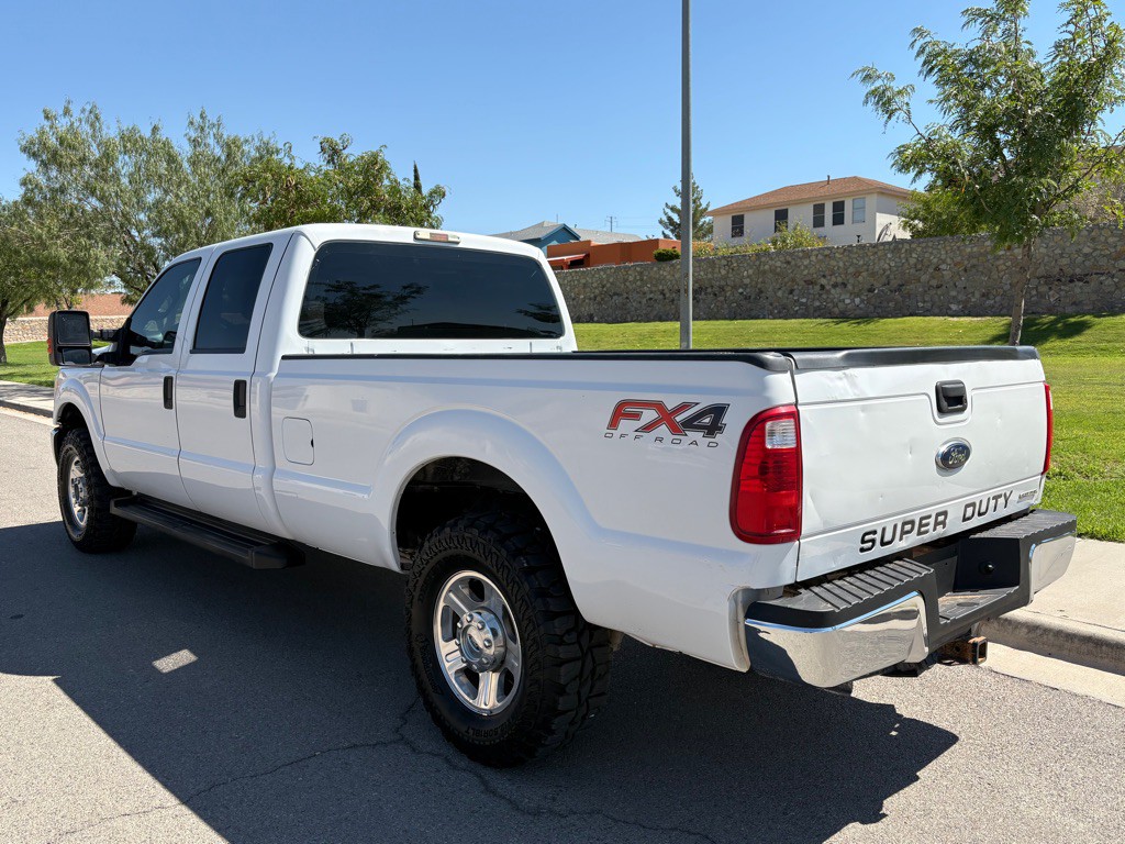 2015 Ford F-250 Image 3
