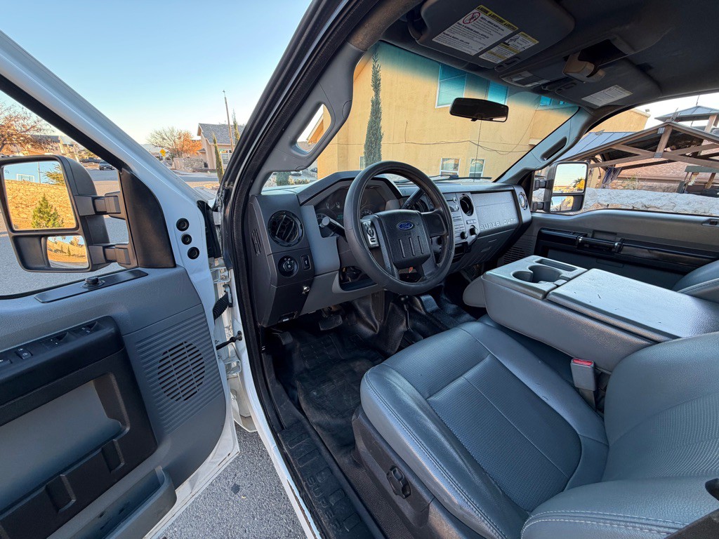 2013 Ford F-250 Image 9