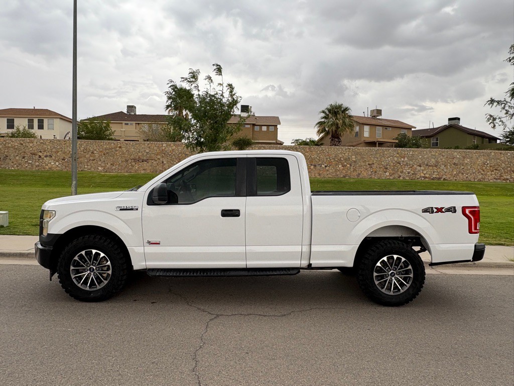 2017 Ford F-150 Image 2