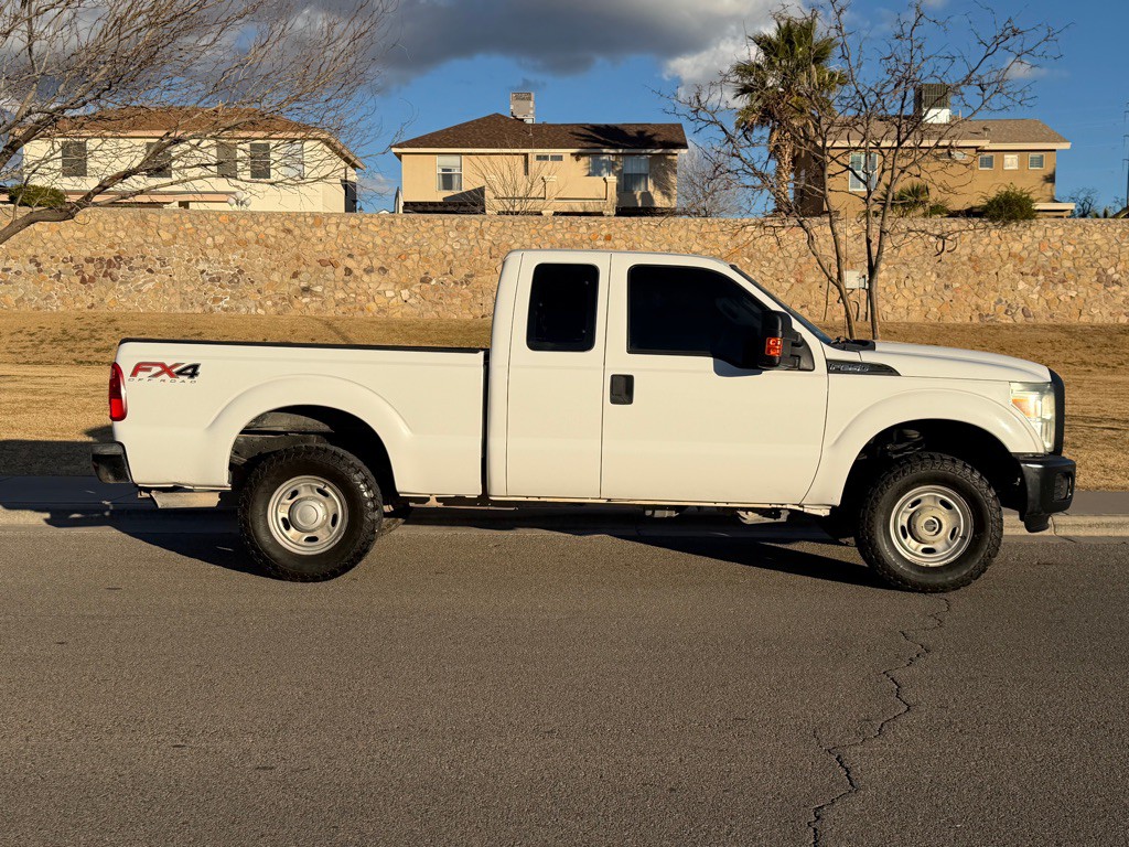2015 Ford F-250 Image 5