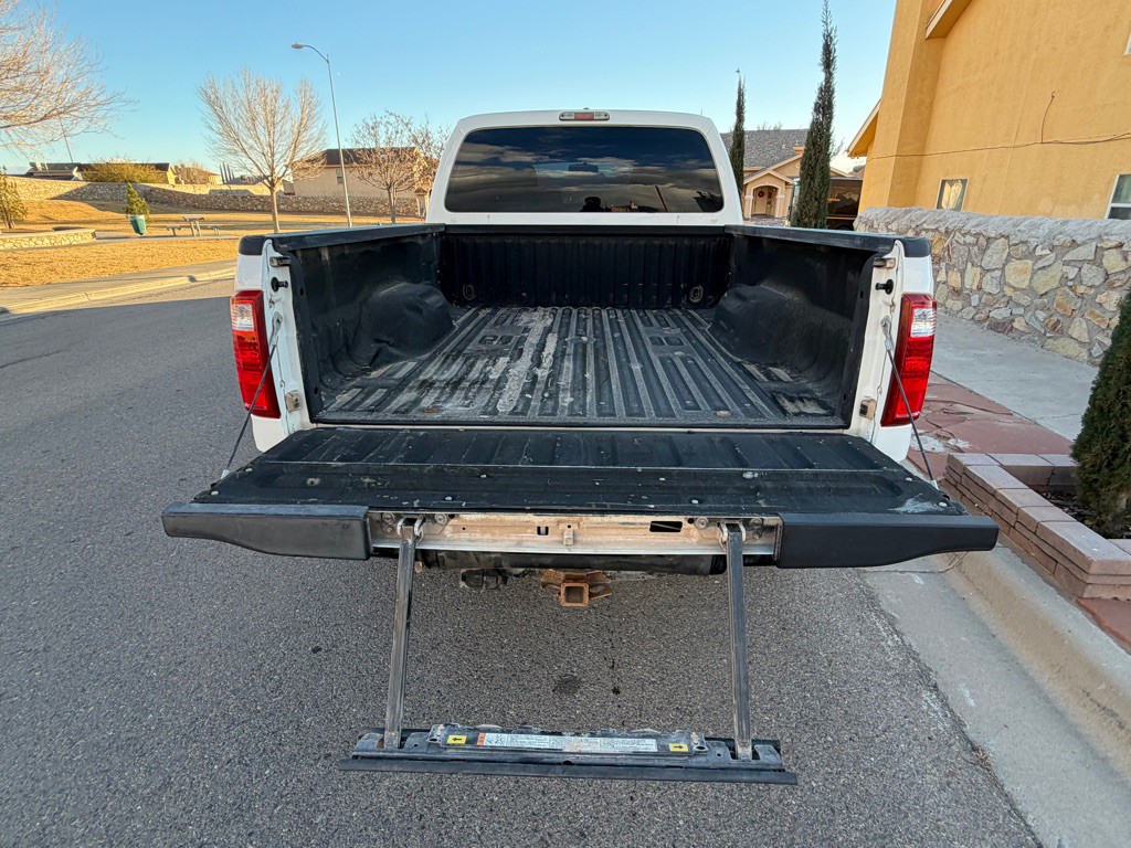 2015 Ford F-250 Image 17