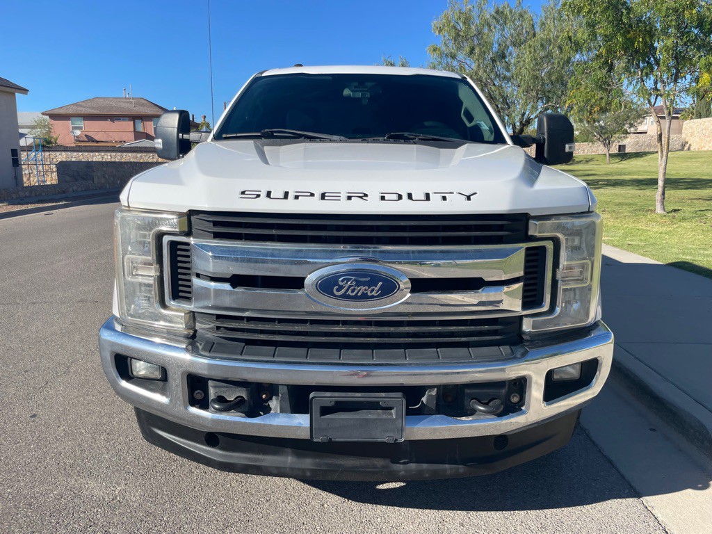 2017 Ford F-250 Image 3