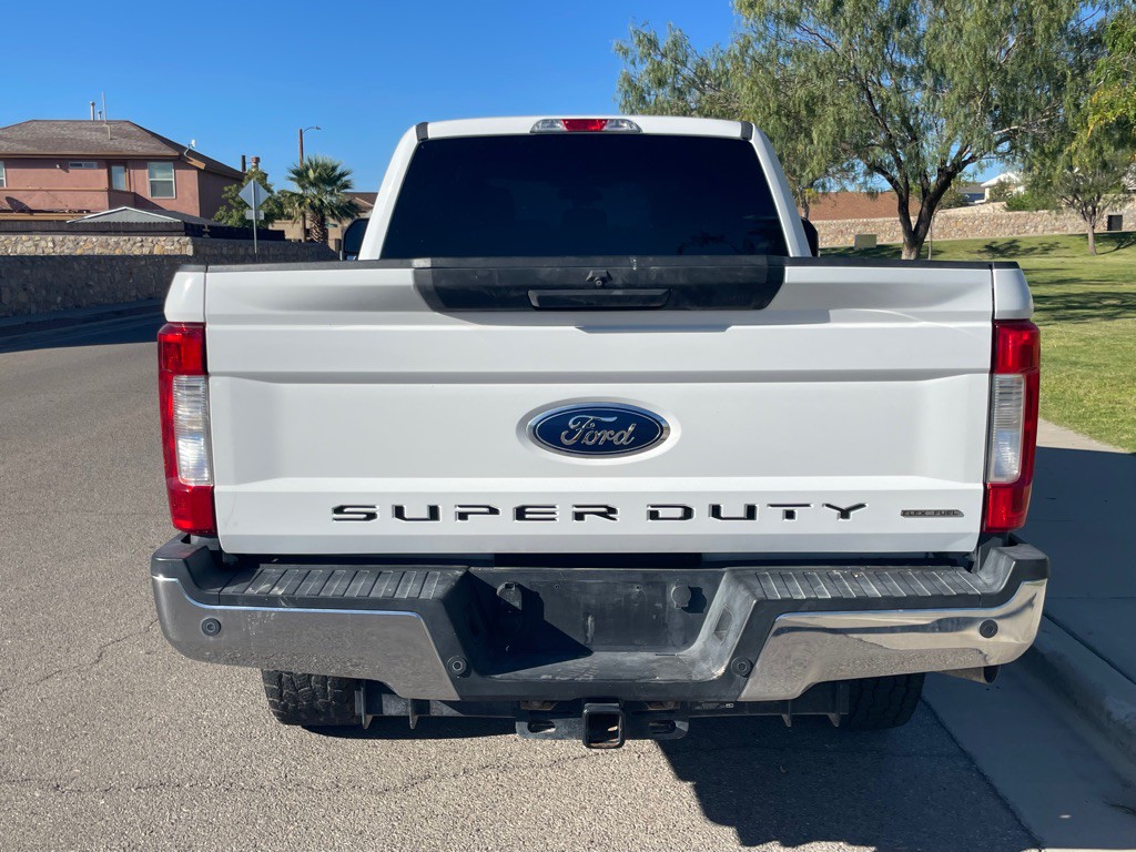 2017 Ford F-250 Image 8
