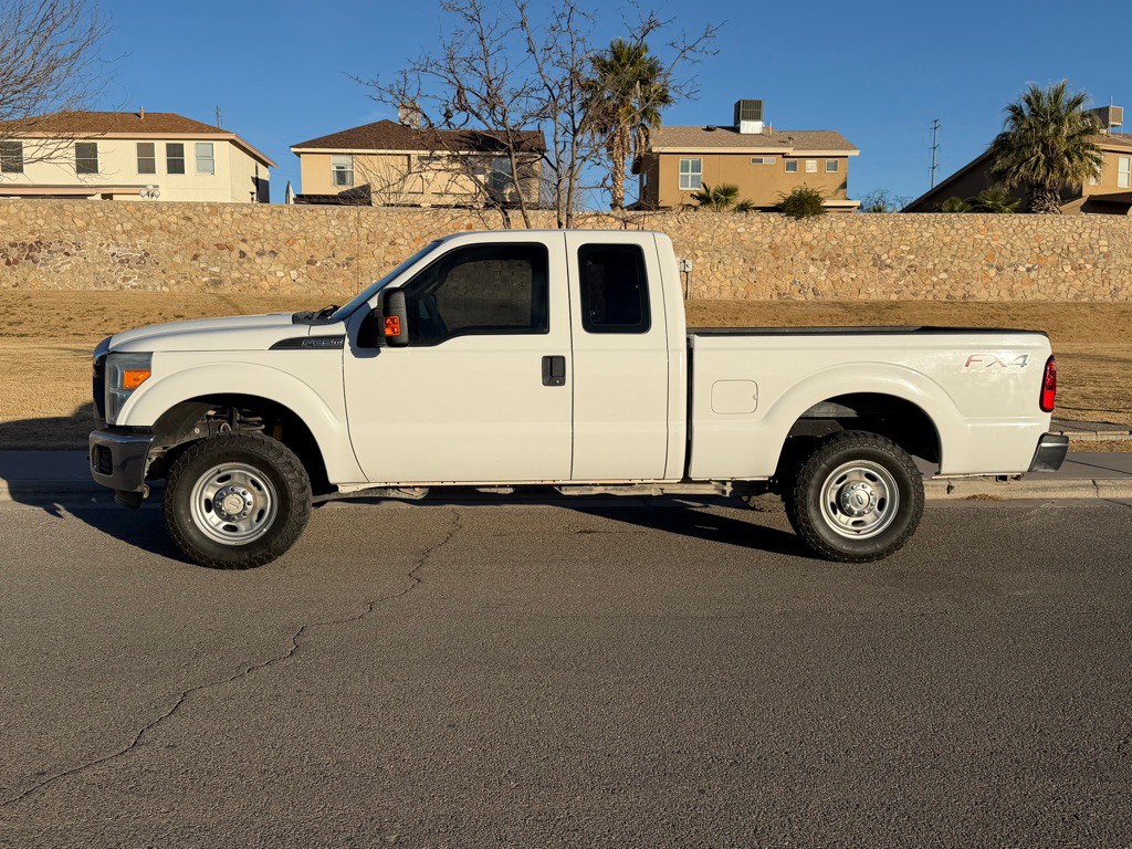 2016 Ford F-250 Image 2