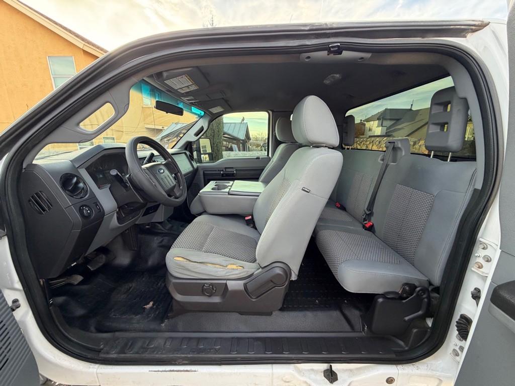 2012 Ford F-250 Image 11