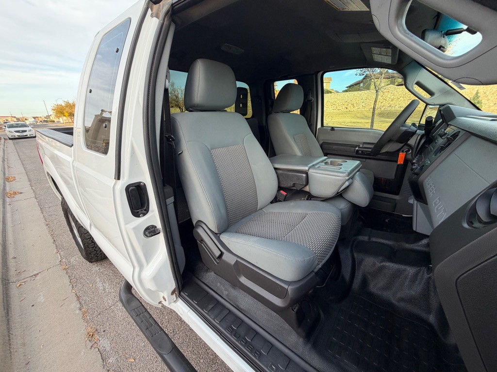 2012 Ford F-250 Image 15