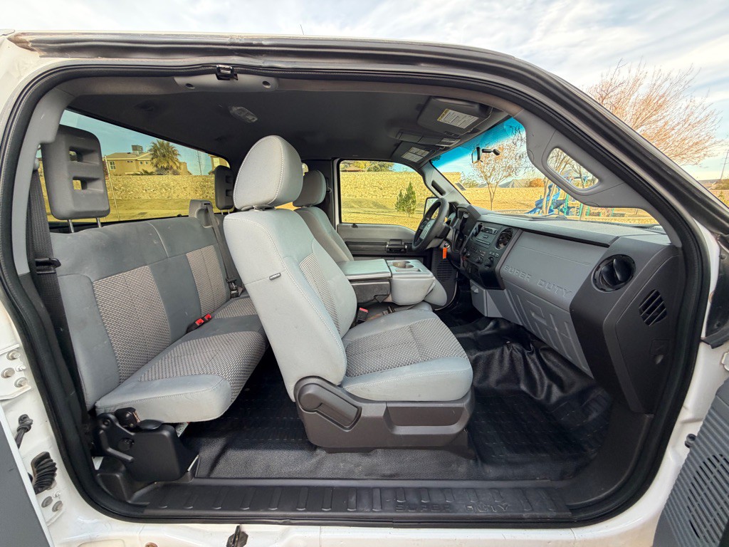 2012 Ford F-250 Image 16
