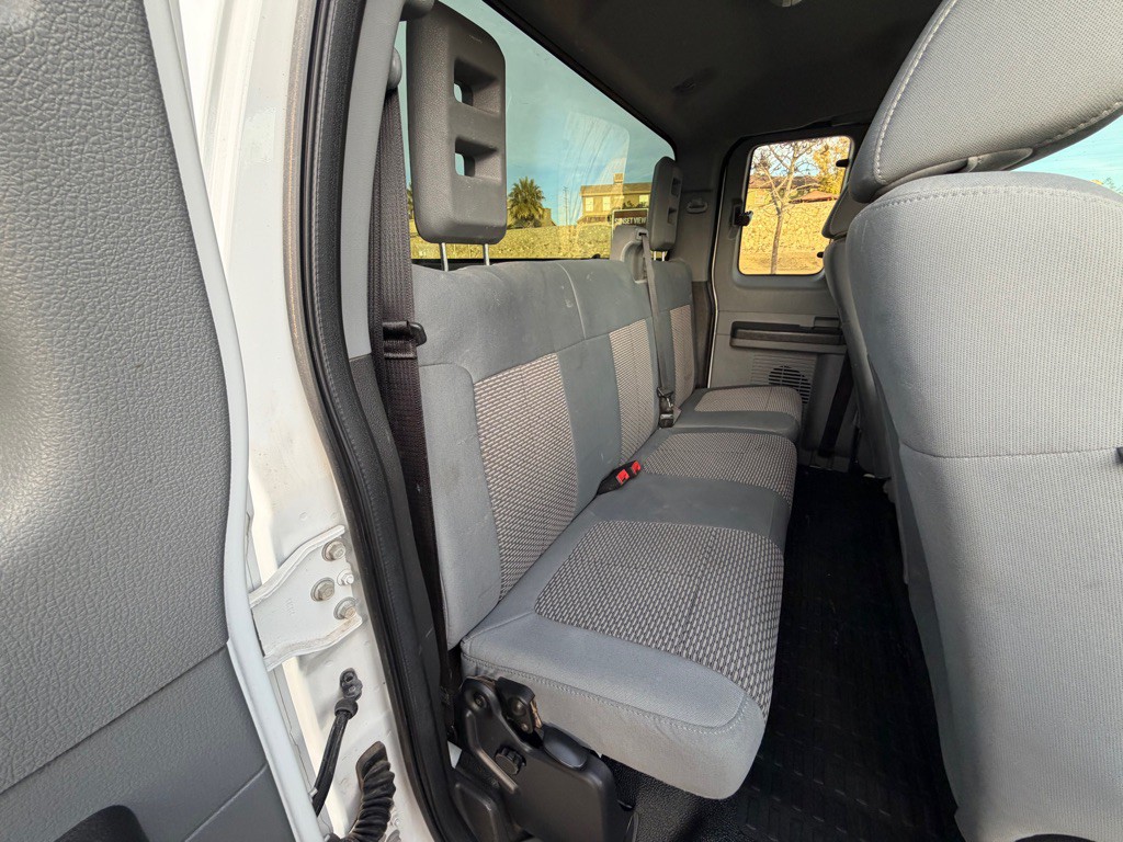 2012 Ford F-250 Image 17
