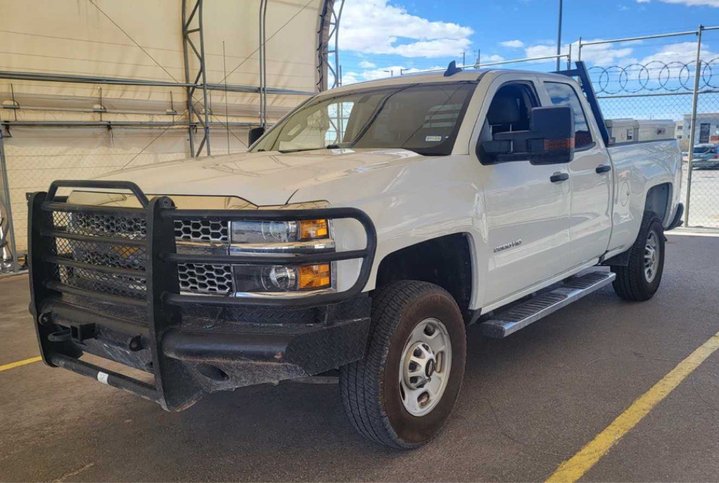 2019 Chevrolet Silverado 1500 Image 1