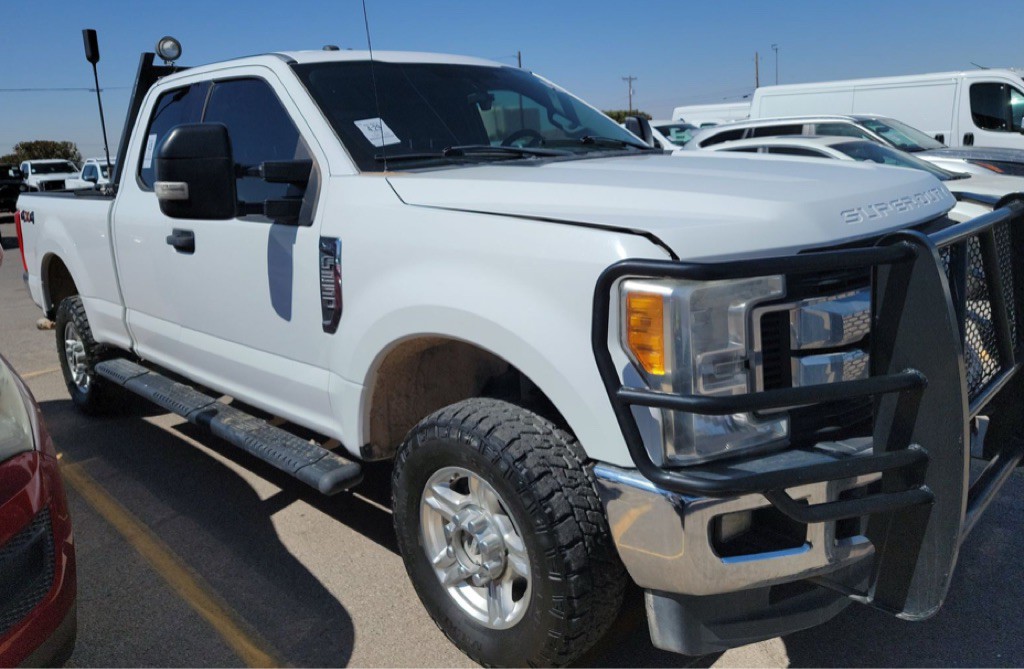 2017 Ford F-250 Image 3