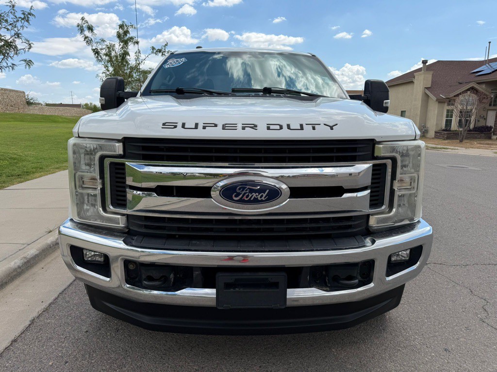 2017 Ford F-250 Image 3