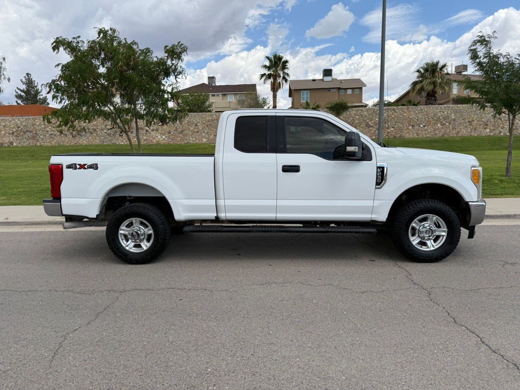 2017 Ford F-250 Image 5