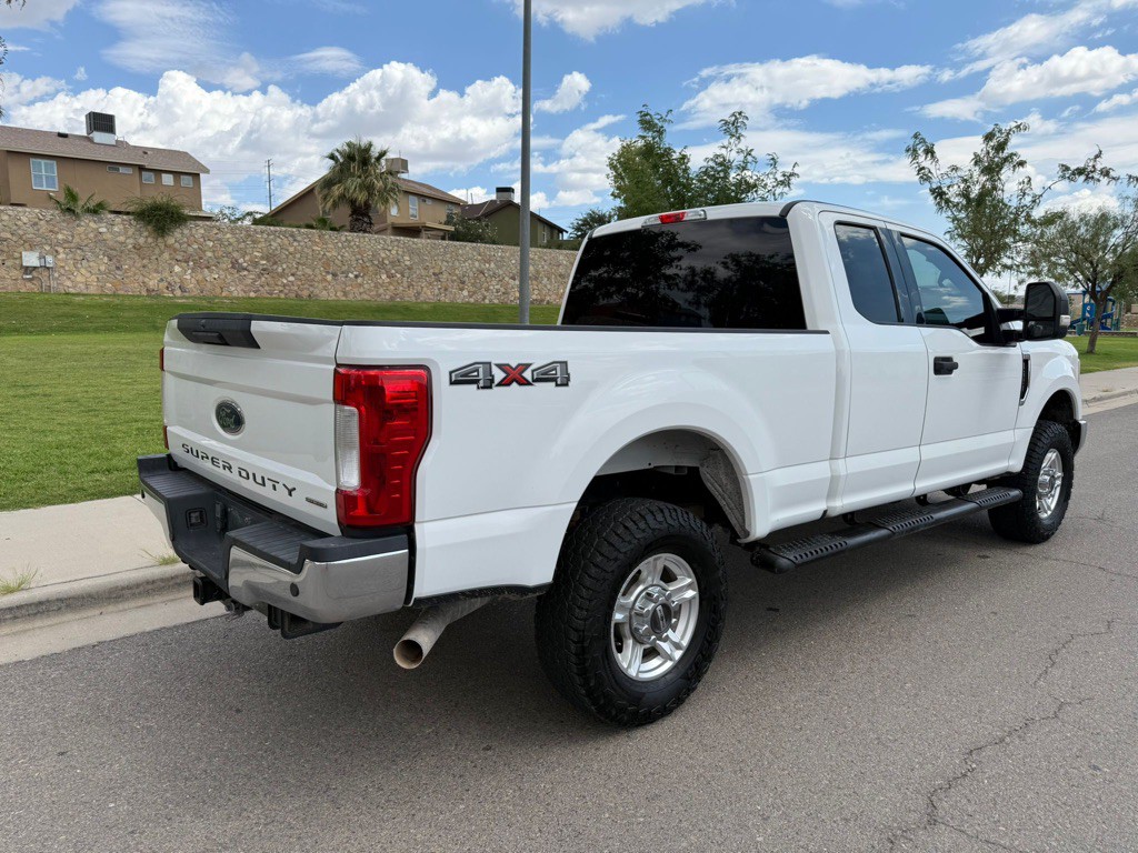 2017 Ford F-250 Image 7
