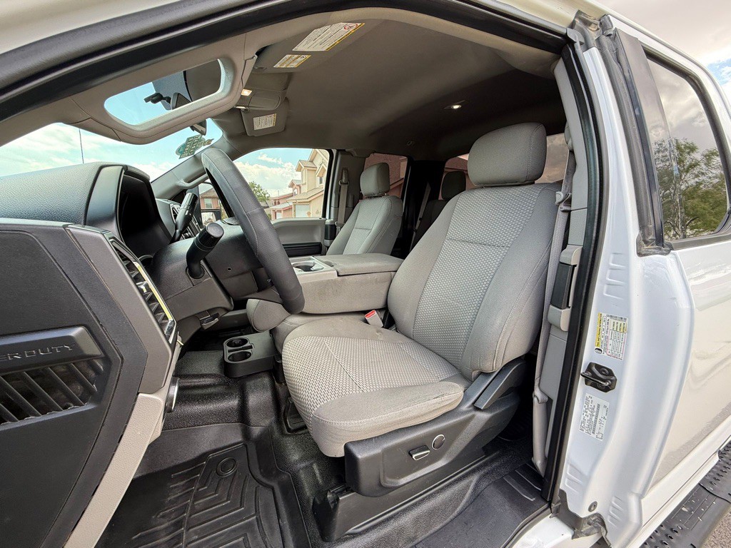 2017 Ford F-250 Image 10
