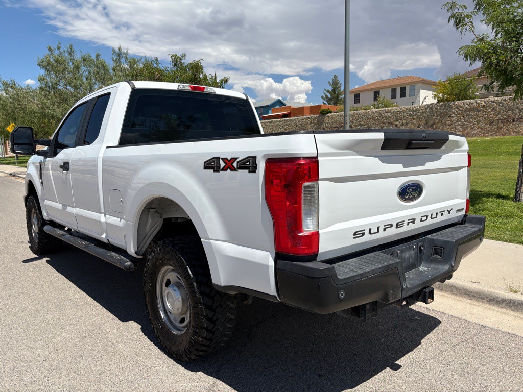 2018 Ford F-250 Image 3