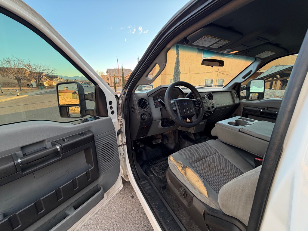 2016 Ford F-250 Image 9