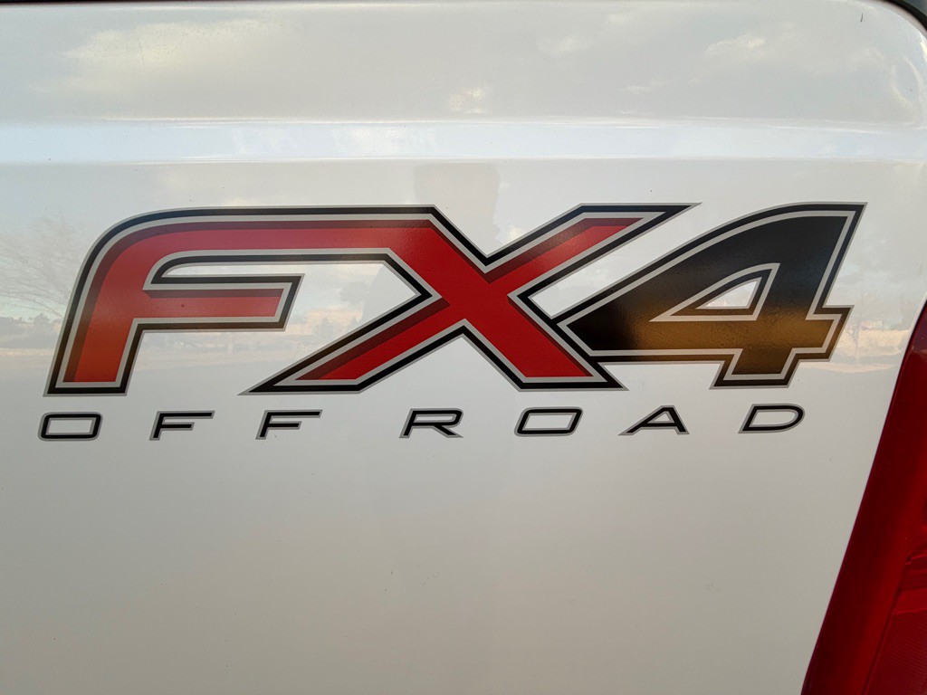 2016 Ford F-250 Image 16