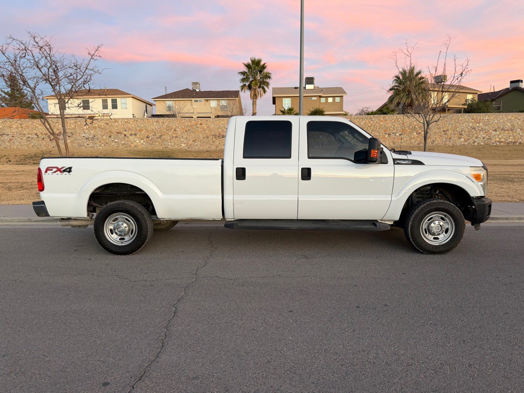 2015 Ford F-250 Image 5