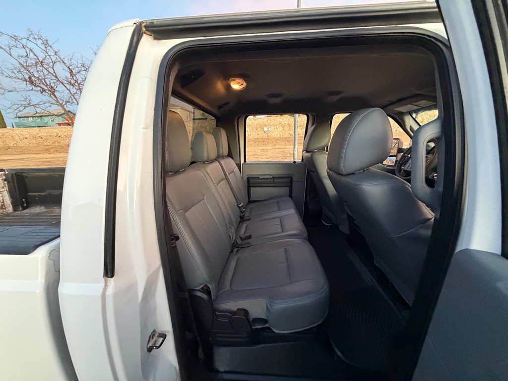 2015 Ford F-250 Image 15