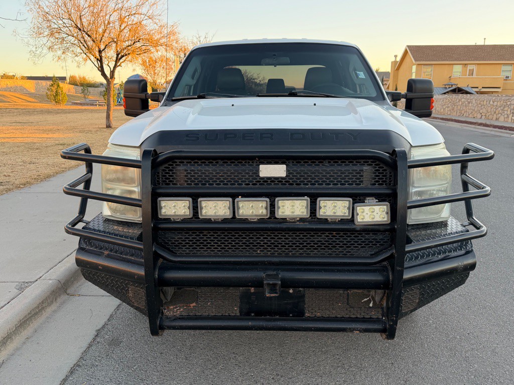 2015 Ford F-250 Image 2