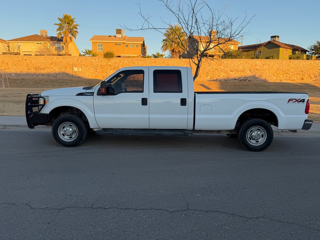 2015 Ford F-250 Image 4