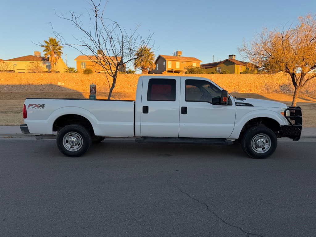 2015 Ford F-250 Image 5