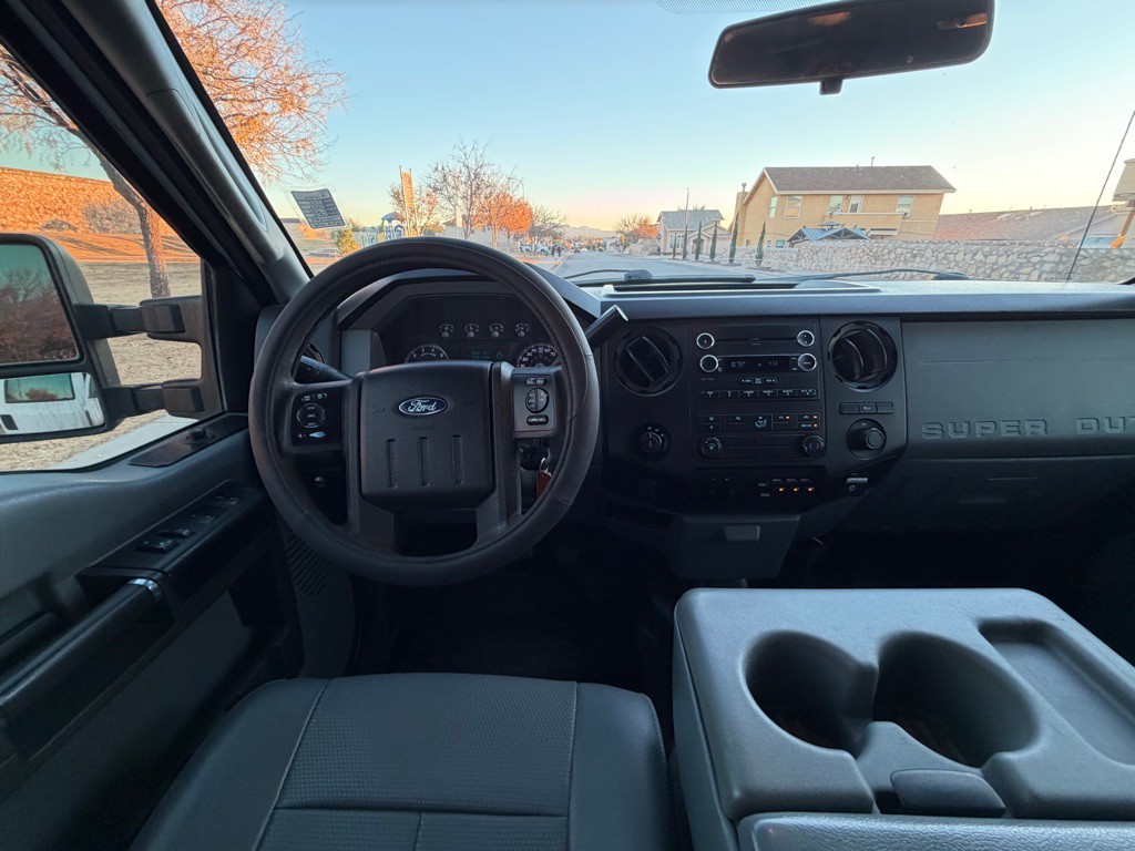 2015 Ford F-250 Image 11