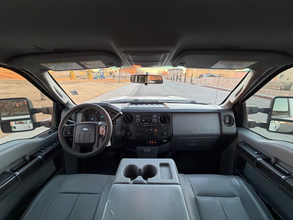 2015 Ford F-250 Image 12