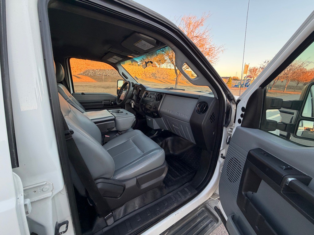 2015 Ford F-250 Image 13