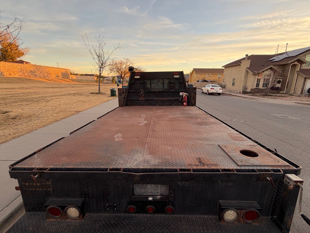 2013 Ford F-350 Image 8