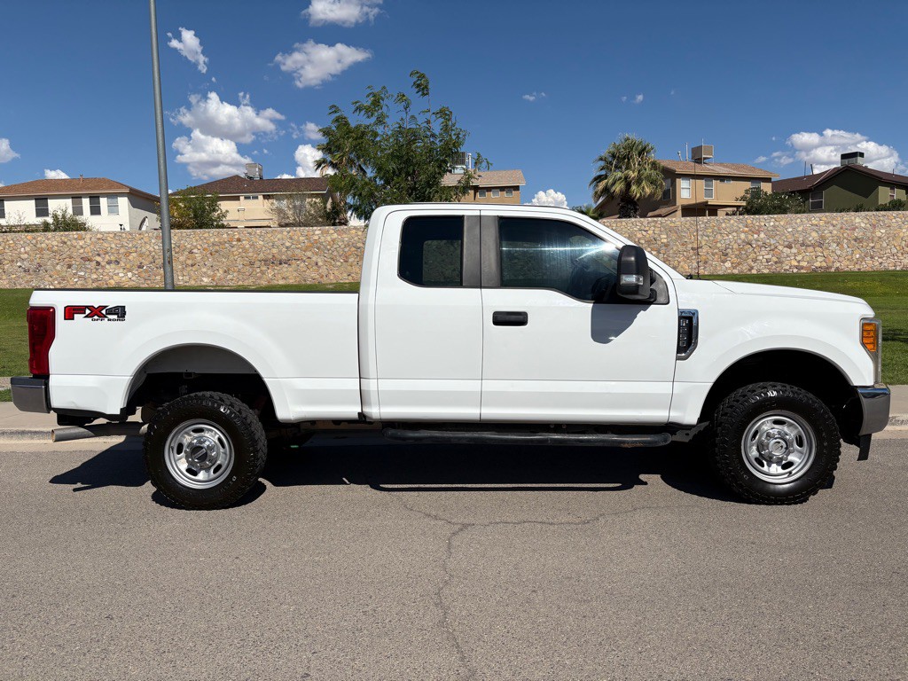 2017 Ford F-250 Image 6