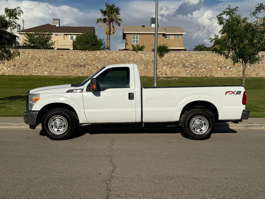 2016 Ford F-250 Image 2