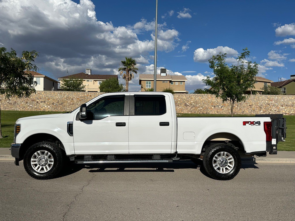2018 Ford F-250 Image 2