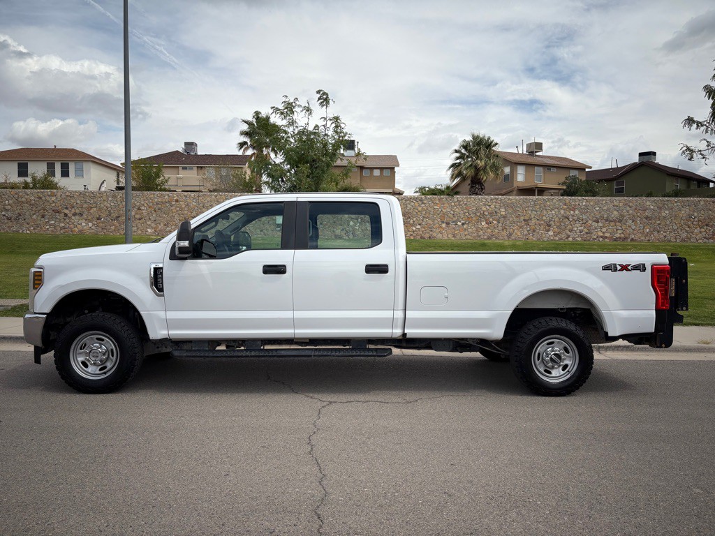 2018 Ford F-250 Image 2