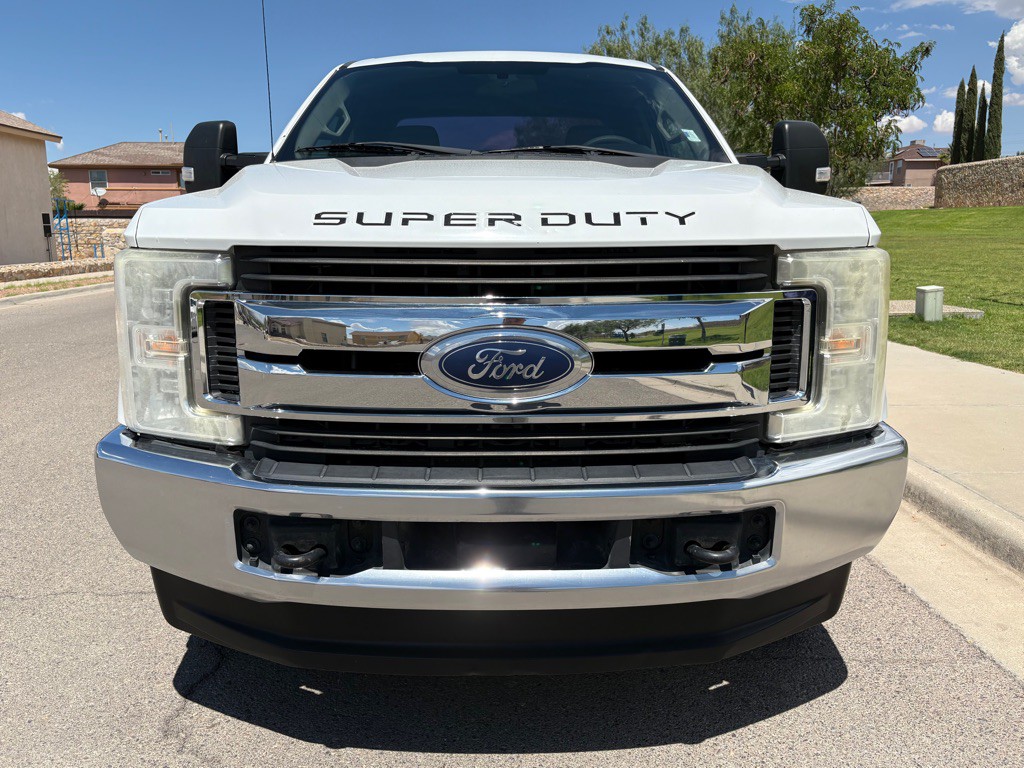 2017 Ford F-250 Image 4