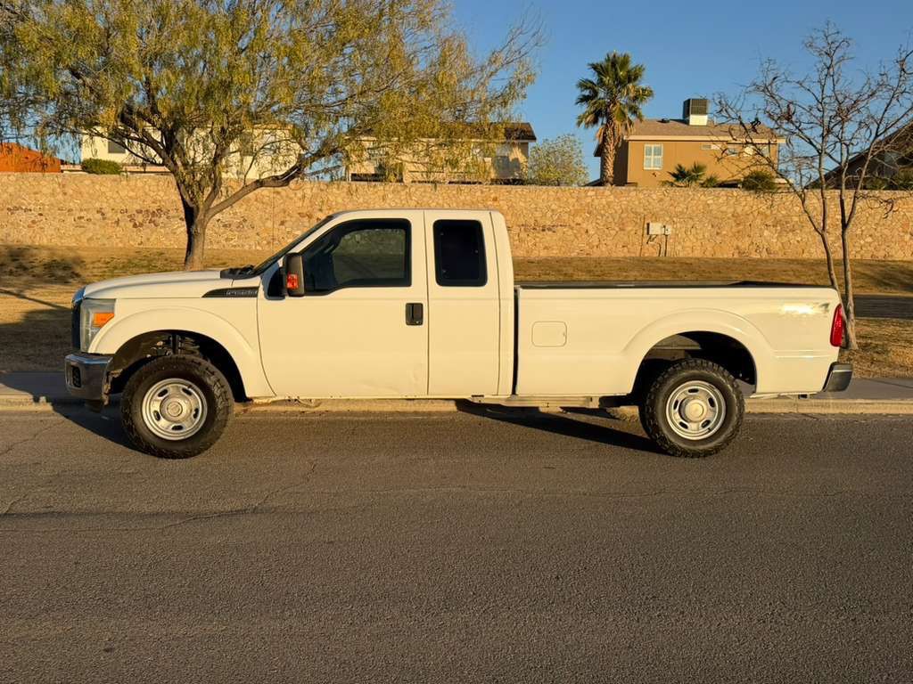 2015 Ford F-250 Image 4