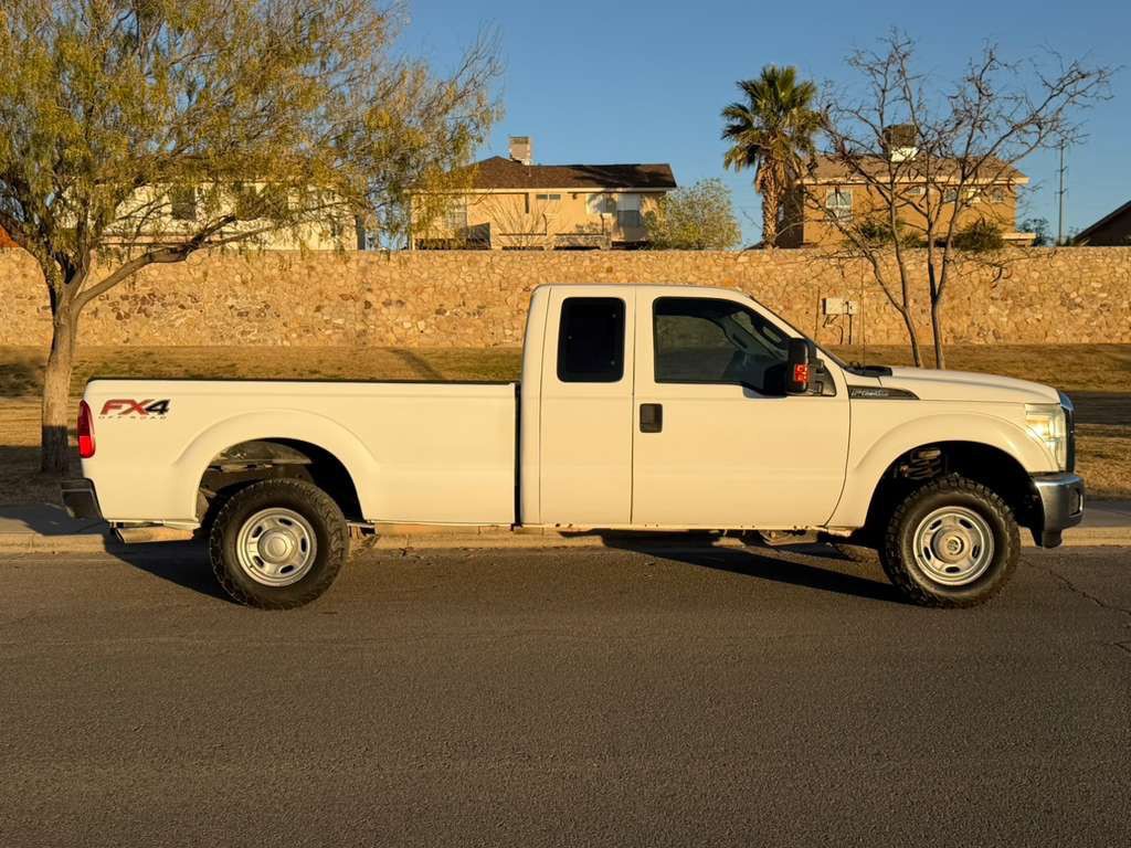 2015 Ford F-250 Image 5