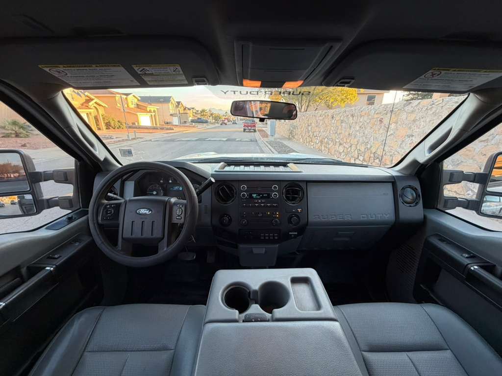 2015 Ford F-250 Image 12