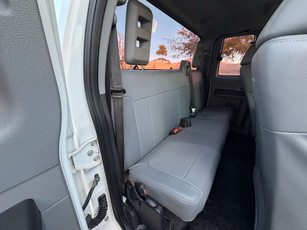 2015 Ford F-250 Image 13