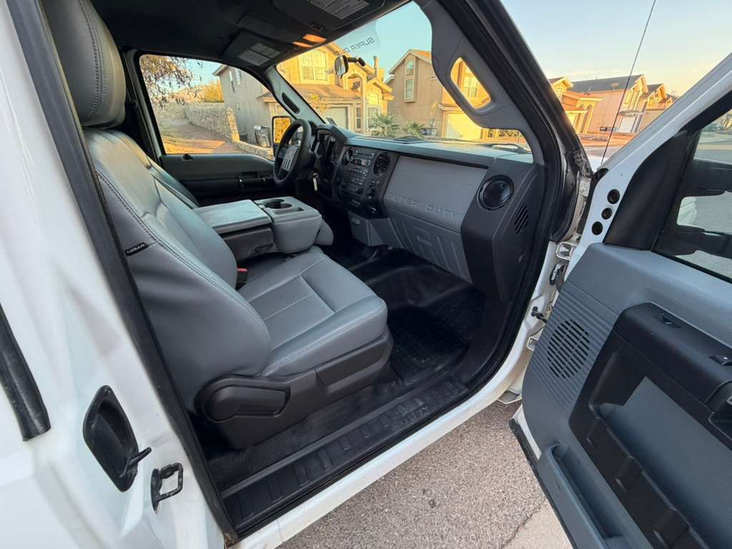 2015 Ford F-250 Image 17