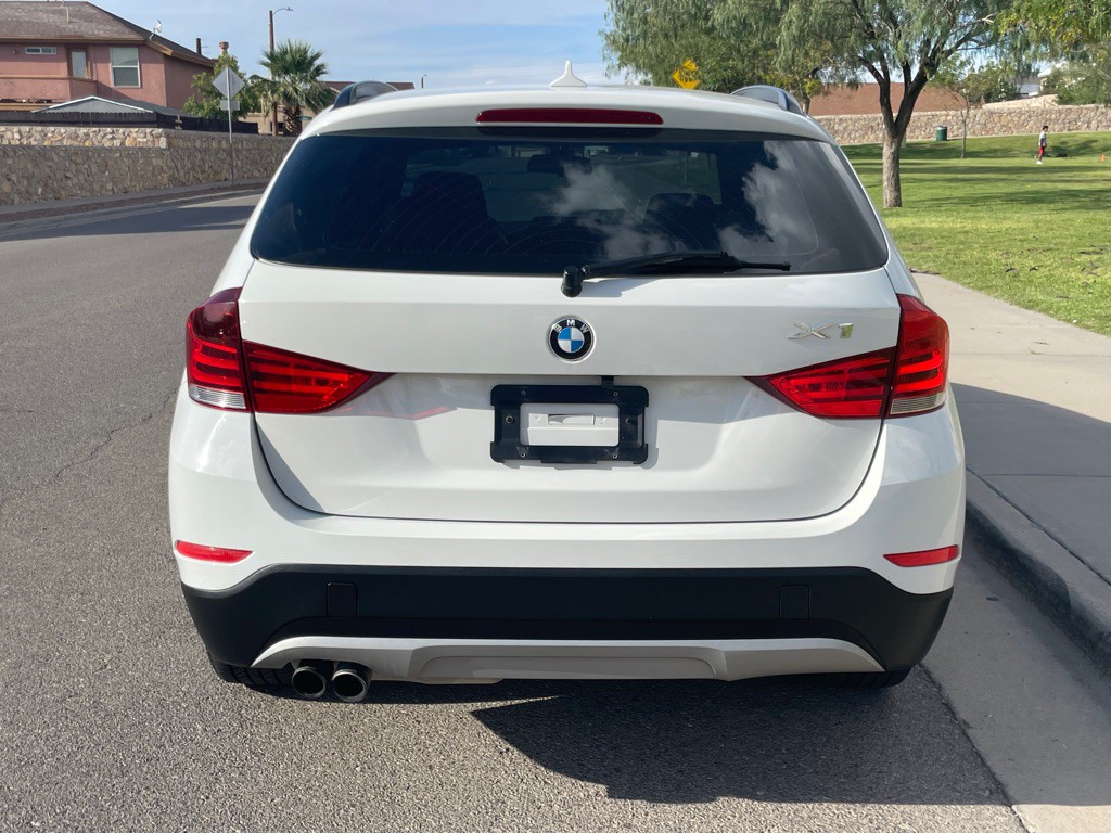 2015 BMW X1 Image 8